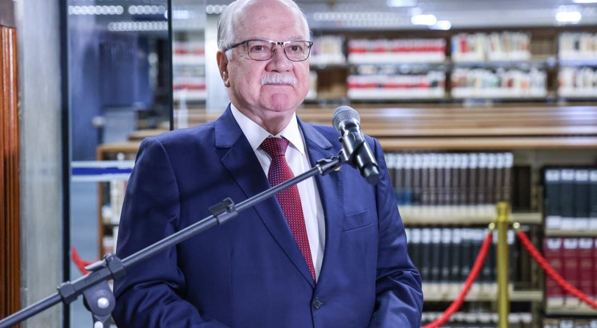Sessão do STF de terça (15) será transmitida ao vivo; ministros aposentados vão à primeira fila