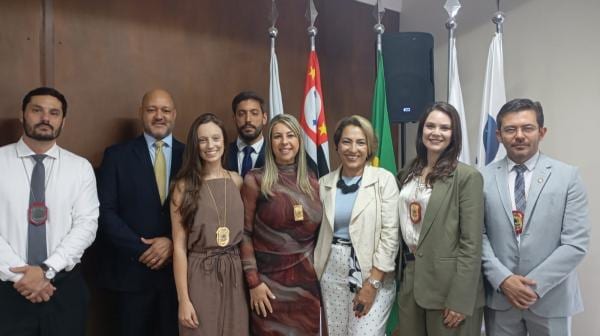 Cinco novos delegados reforçam a Delegacia Central de Cotia