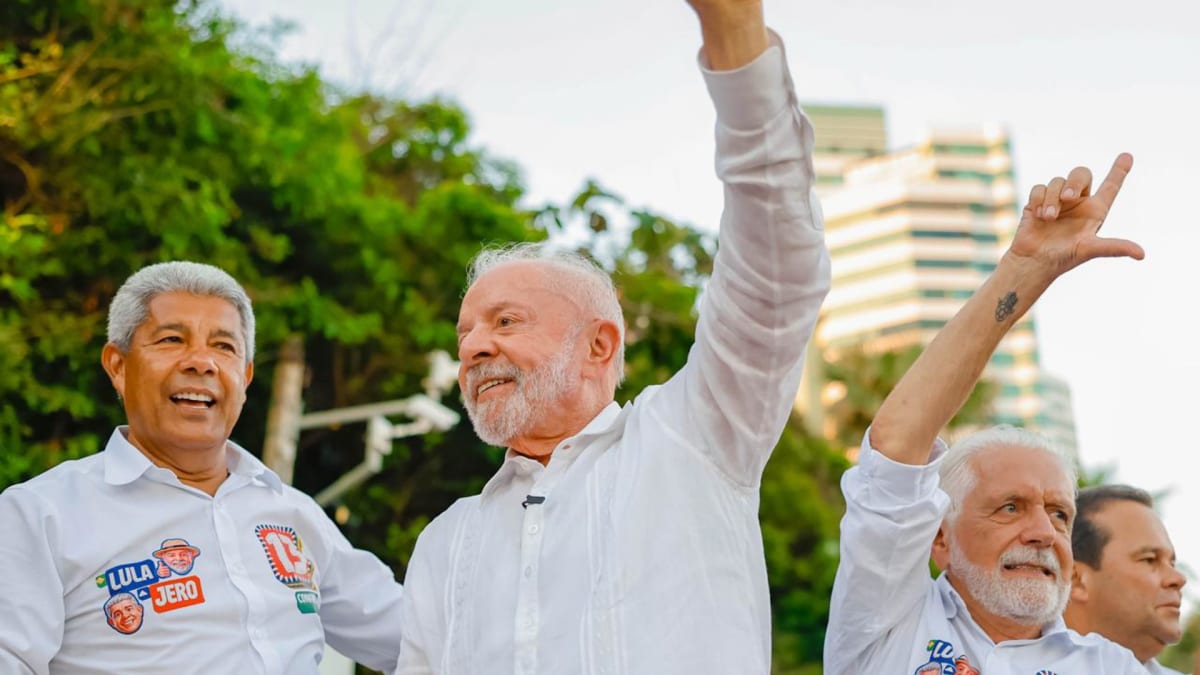 Lula questiona ACM Neto por autodeclaração racial e ligação com Vorcaro