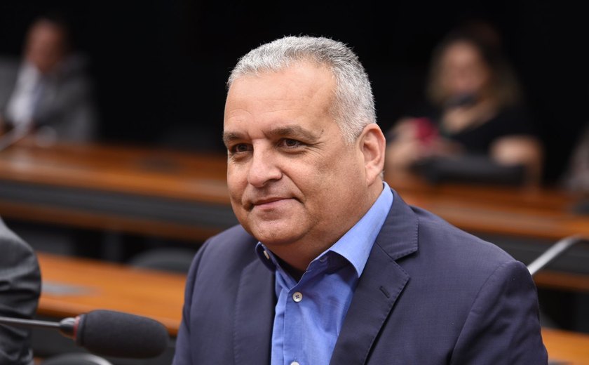 Gaspar exalta Zucco, Sanderson e Marcel em recado aos gaúchos