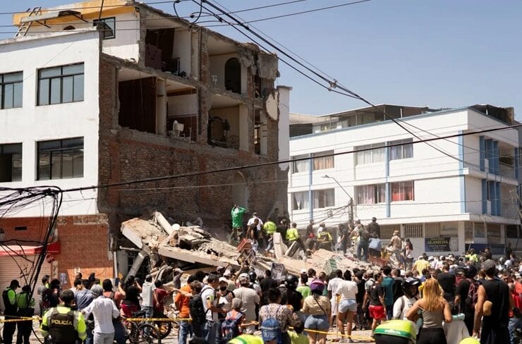 Colômbia registra saques e toque de recolher após terremoto de 7,4