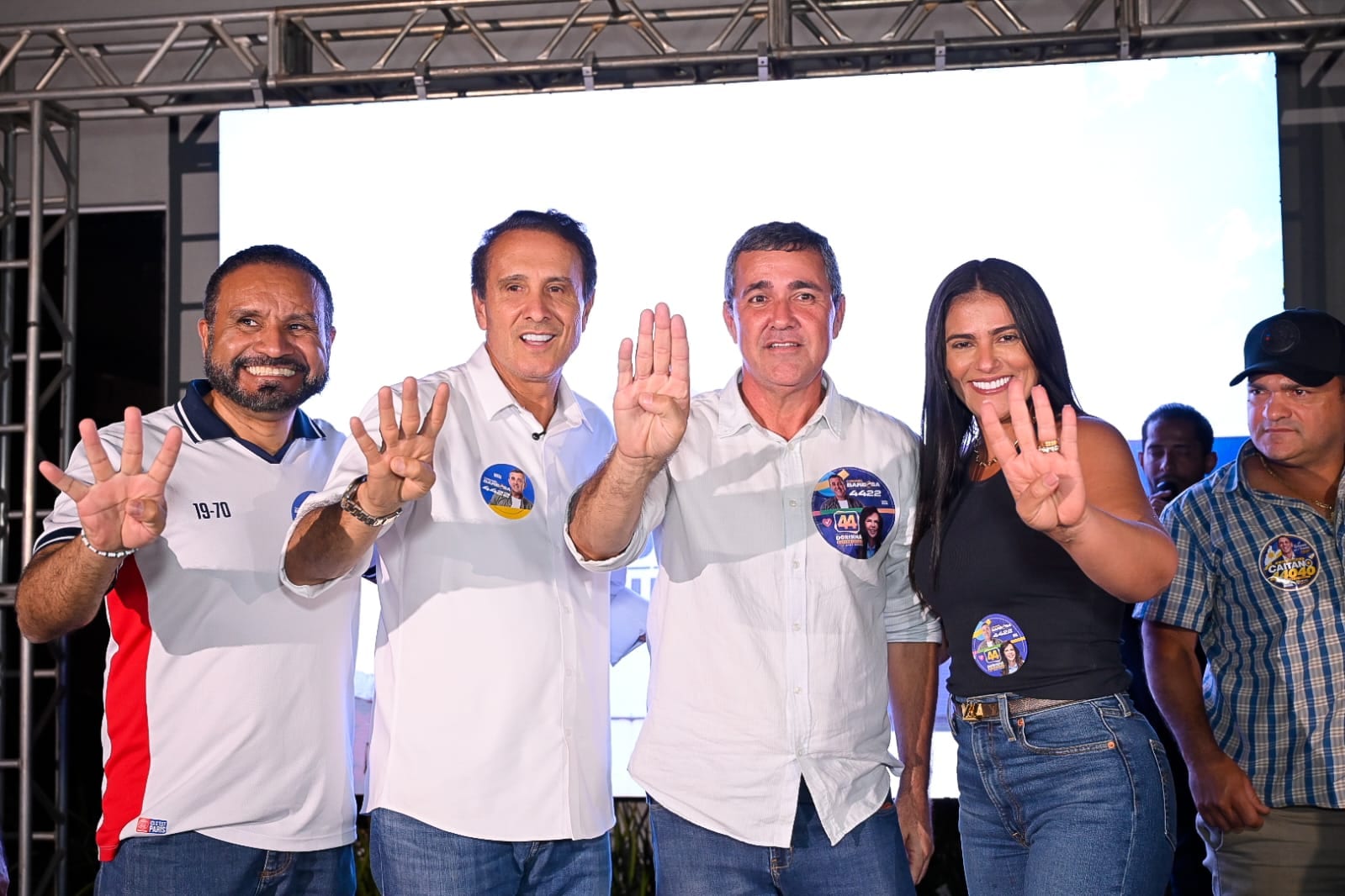 Carlos Gaguim reúne lideranças de 10 municípios em Palmas por apoio ao Senado