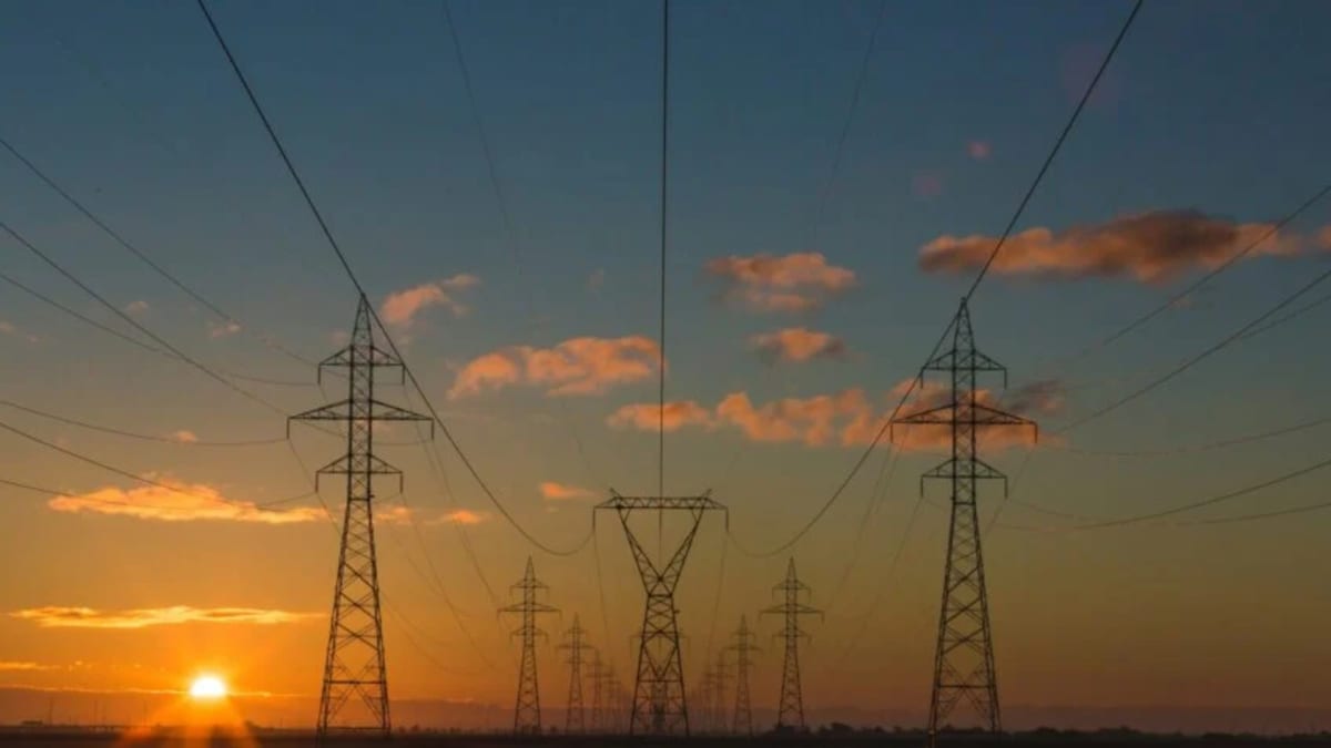 Especialistas pedem reforma do setor elétrico já na transição pós-eleitoral