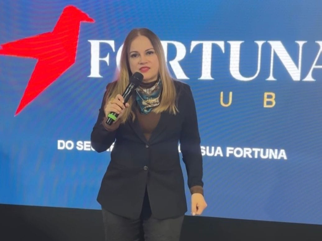 Neuropsicóloga Ionice Lourenço representa Taboão da Serra no The Best Speaker Brasil e pede apoio em votação