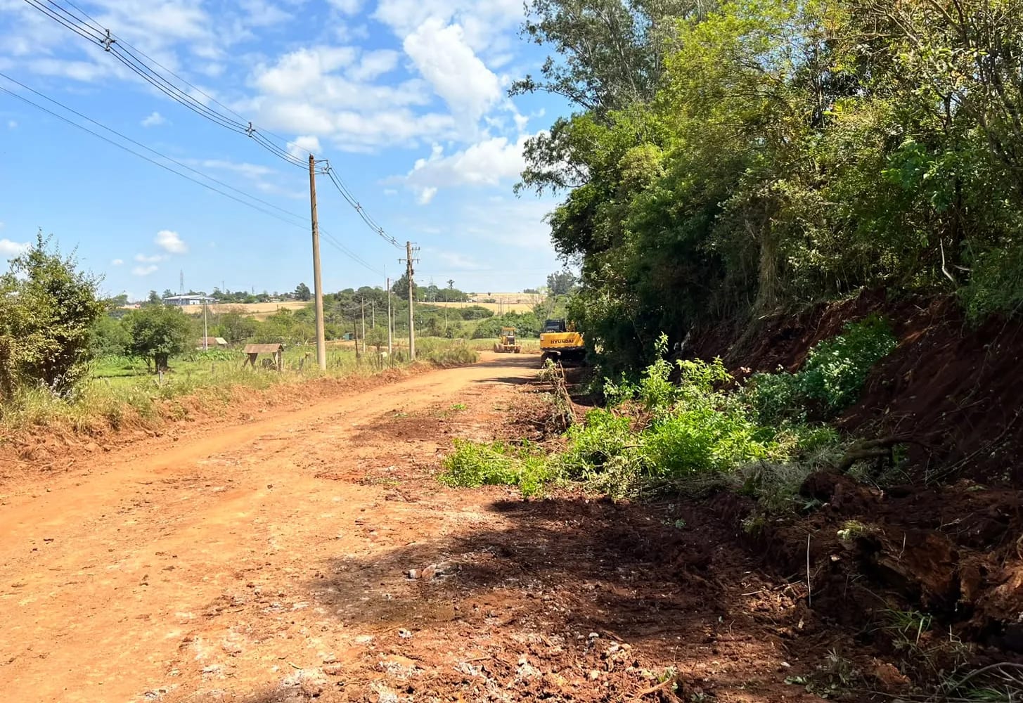 Eugênio de Castro inicia obra de ligação asfáltica com Augusto Pestana
