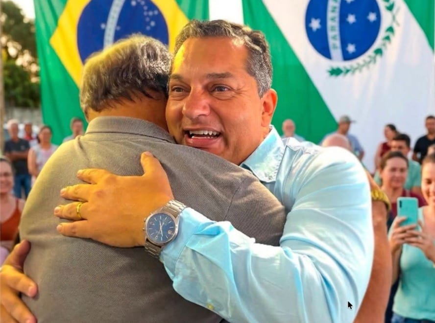 Ricardinho usa feitos do governo Silva e Luna e sofre críticas no PL e PSD