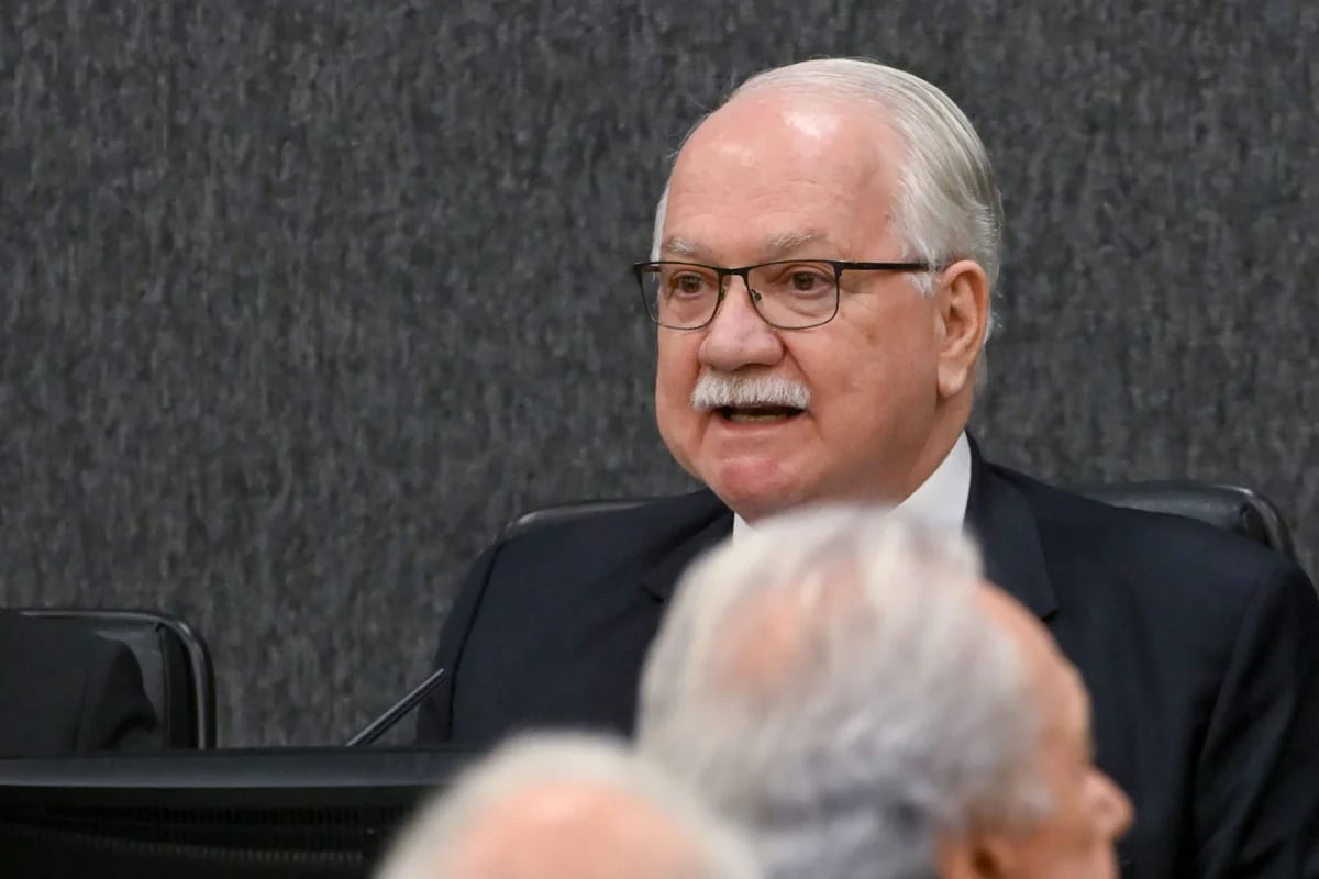 Fachin nega a palavra a desembargador durante julgamento disciplinar