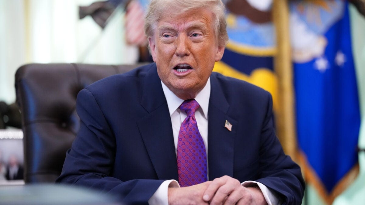 Trump Diz Que EUA Estão Assumindo Controle Parcial das Reservas de Petróleo da Venezuela