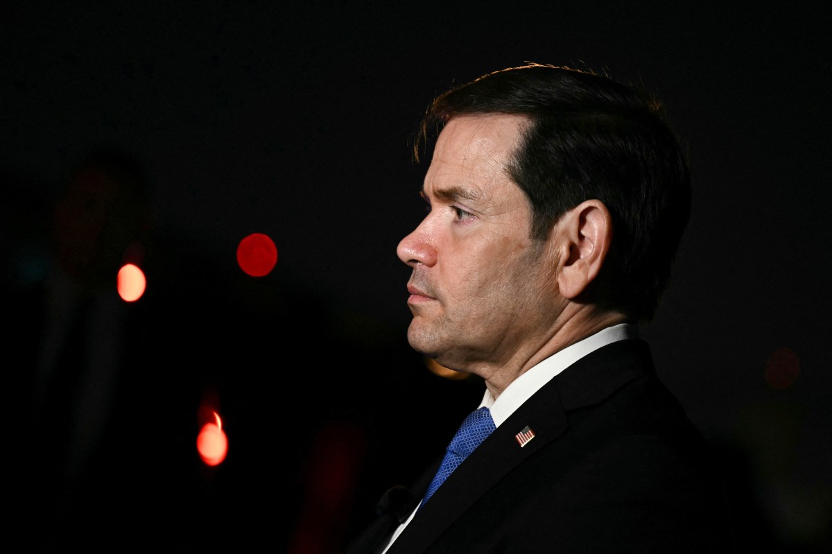 Marco Rubio fará de tudo para eleger Flávio Bolsonaro, diz Guga Chacra