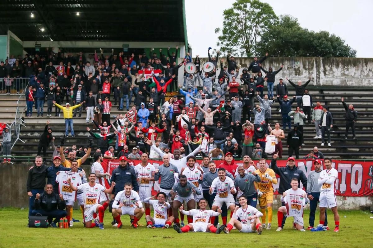 Torcida organizada do Passo Fundo acompanha trajetória da equipe ao longo da Série A2