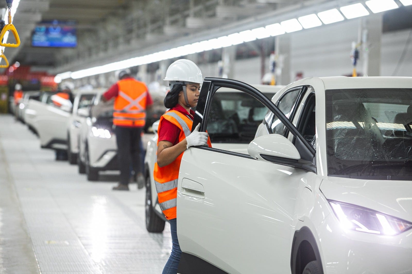BYD oferece mais de 115 vagas PcD em Camaçari