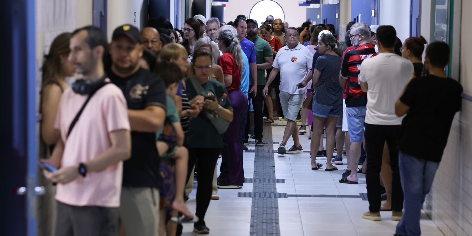 2º turno: 158 milhões vão às urnas no domingo (25)