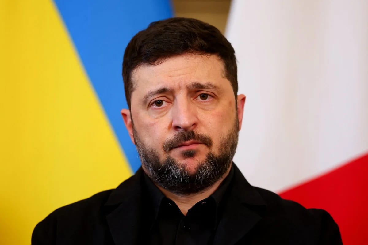 Avião de Zelensky quase atingido por drone ao sair da Moldávia