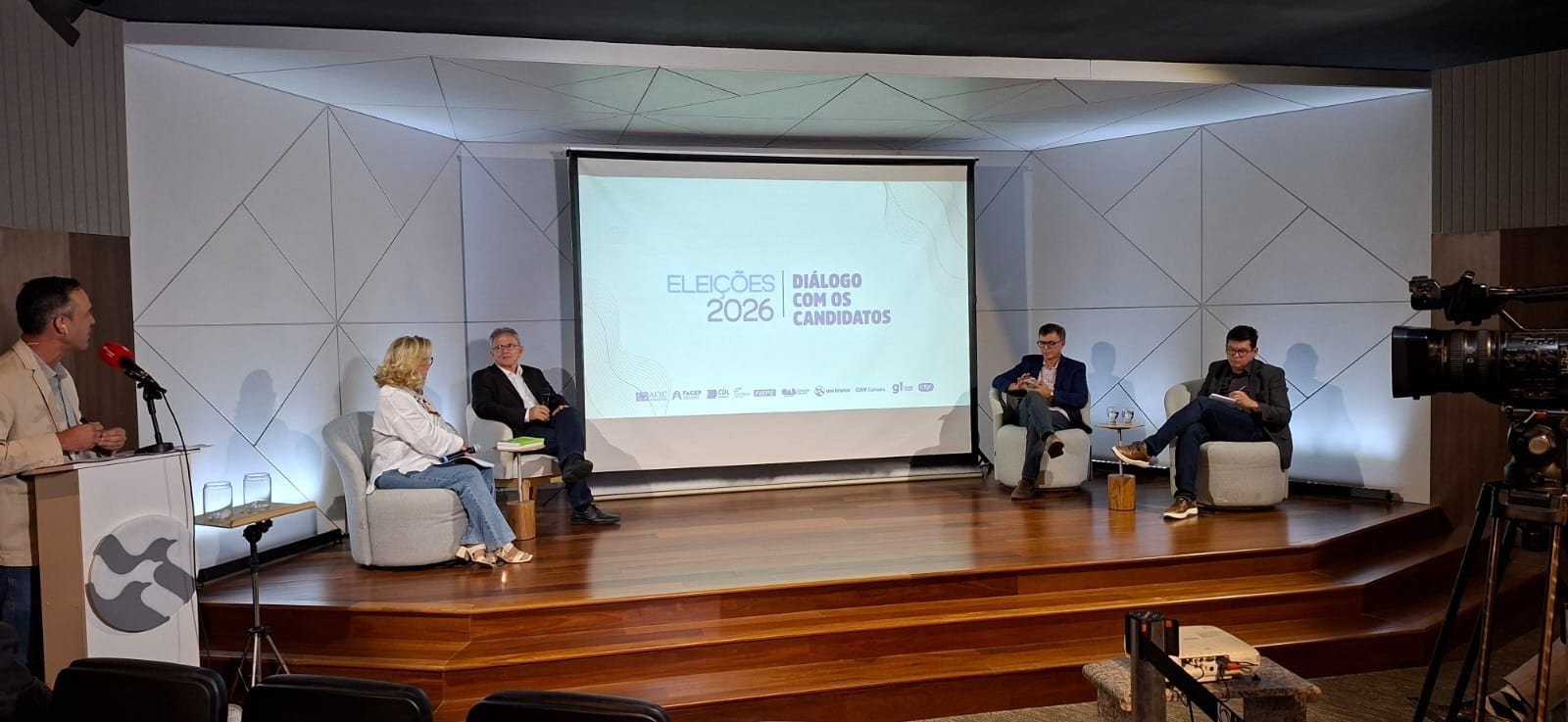 Paulo Rubem (Rede) participou de sabatina do Grupo Asa Branca nesta quarta (9)