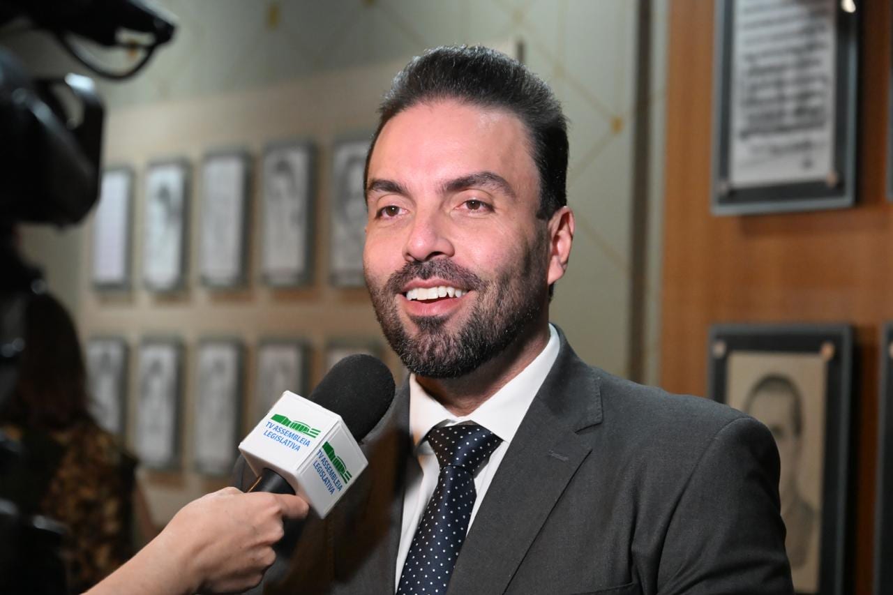 Rafael Soares substitui Chiquinho Oliveira na Diretoria-Geral da Alego