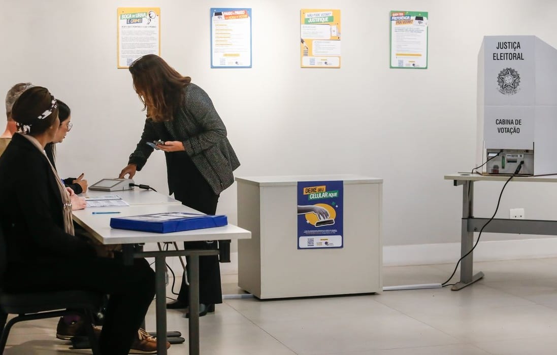 TSE registra 1.430.963 justificativas às 9h30 deste domingo