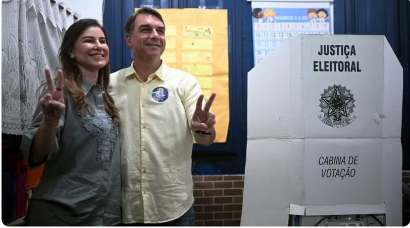 Flávio Bolsonaro vence Lula por apenas um voto em Anhanguera e por dois em Nova Aurora