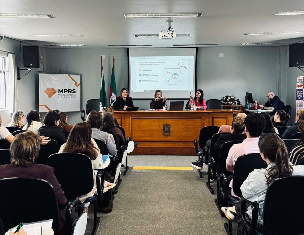 Região reforça combate ao abandono escolar