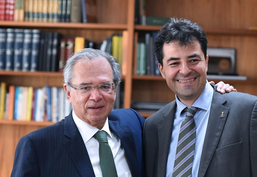 Equipe de Flávio quer tirar a Caixa do programa Minha Casa, Minha Vida