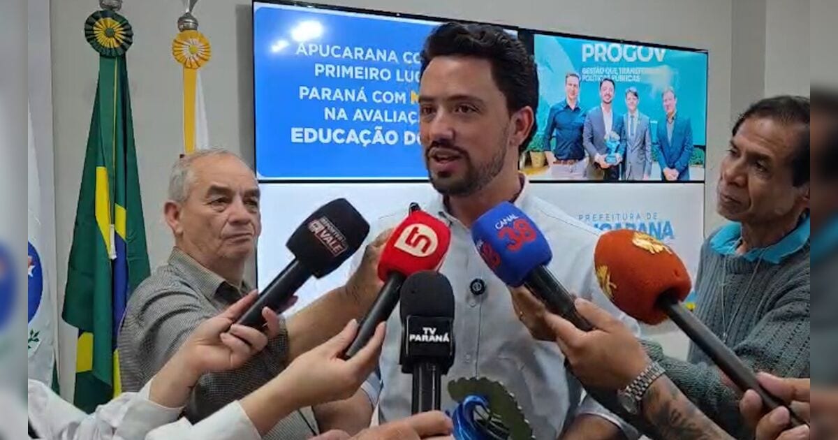Prefeito de Apucarana comemora prêmio de melhor gestão dos recursos da Educação do Paraná