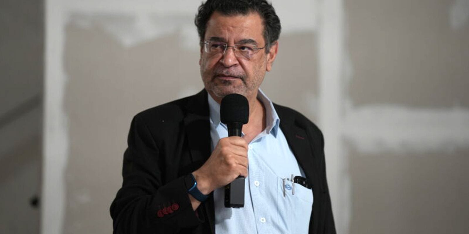 Rui Costa Pimenta propõe abrir cursos, estatizar ensino e aumentar salários