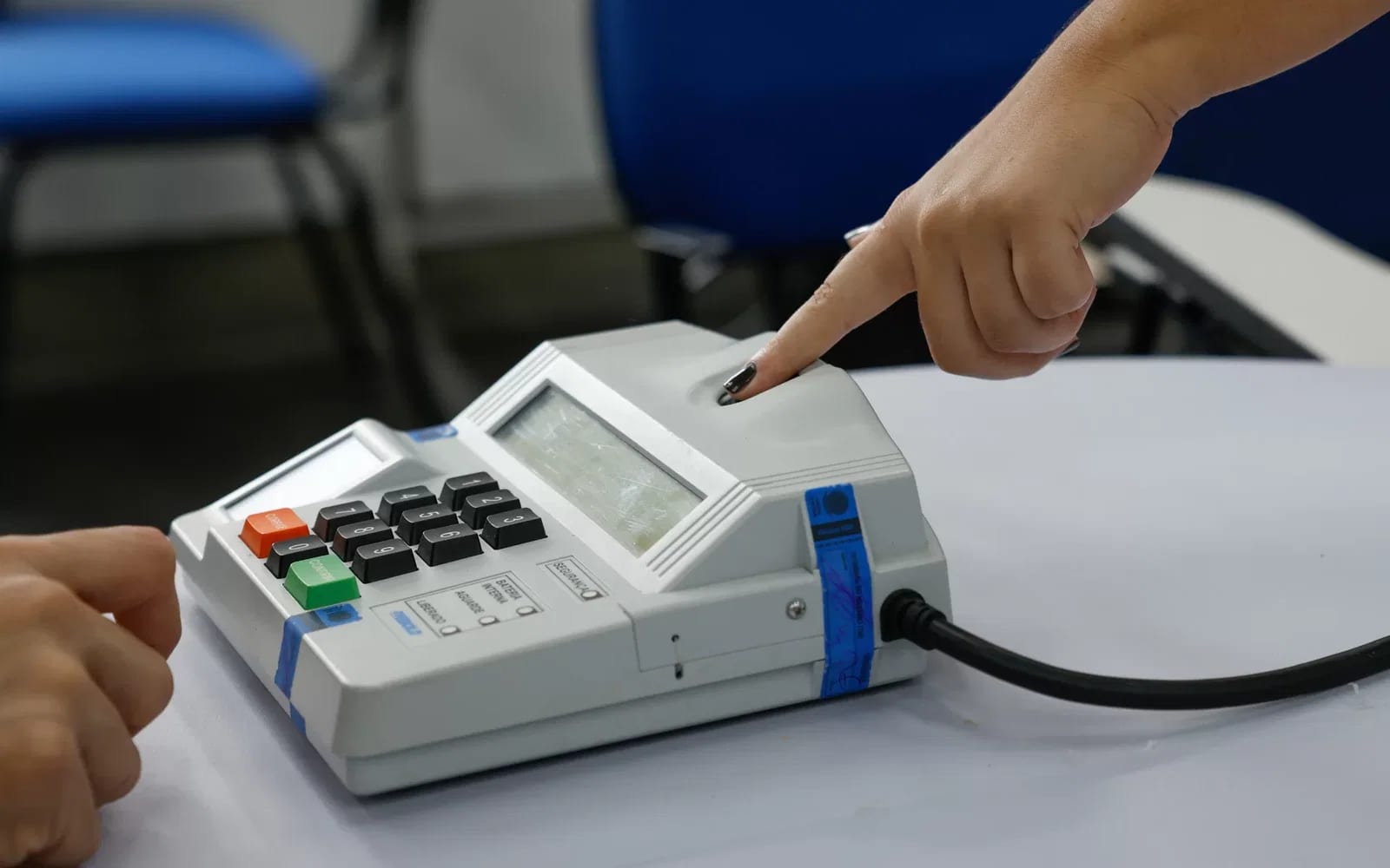 PV pede alertas por cell broadcast para mudança de seção; Zanin nega