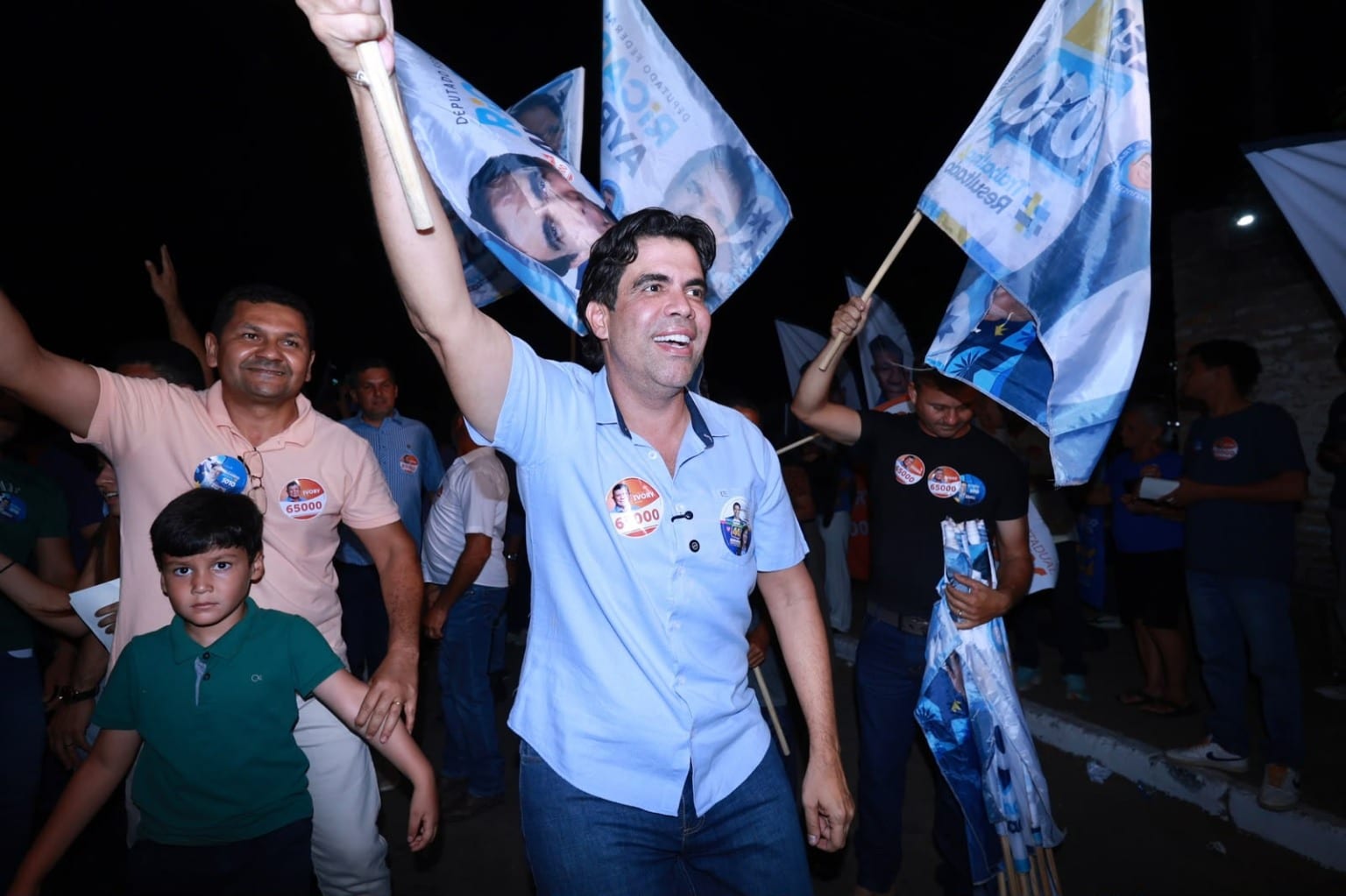 Ricardo Ayres chega à reta final com presença em 123 municípios e 51 prefeitos aliados