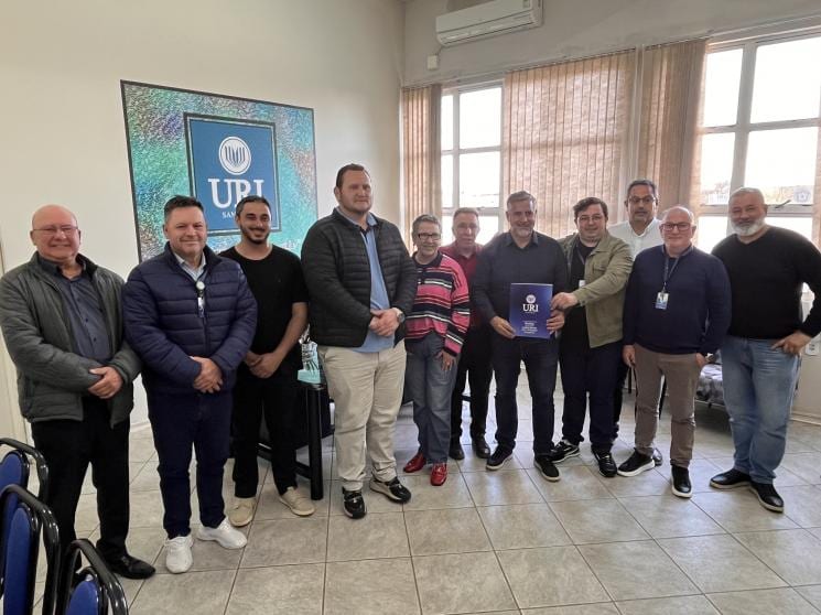 Paulo Pimenta visita Campus da URI Santiago para tratar futuro curso de Medicina