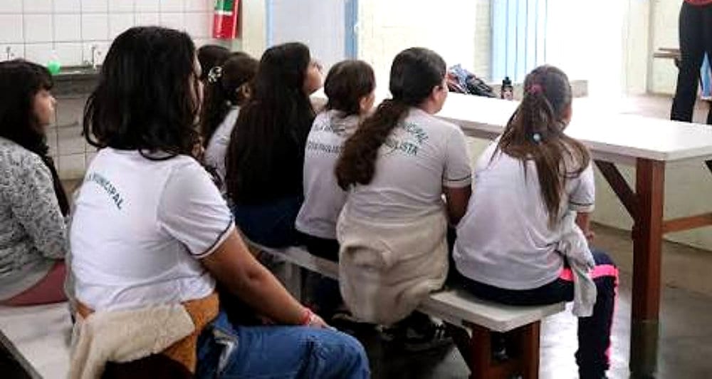 Decreto garante prioridade para filhos de vítimas de violência doméstica na Educação Infantil