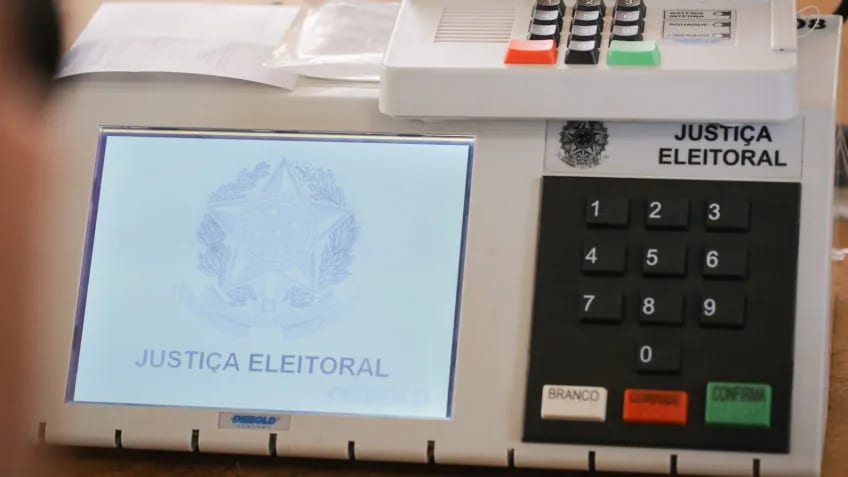 Marina, André e Tebet empatam na disputa ao Senado em SP, diz Vox