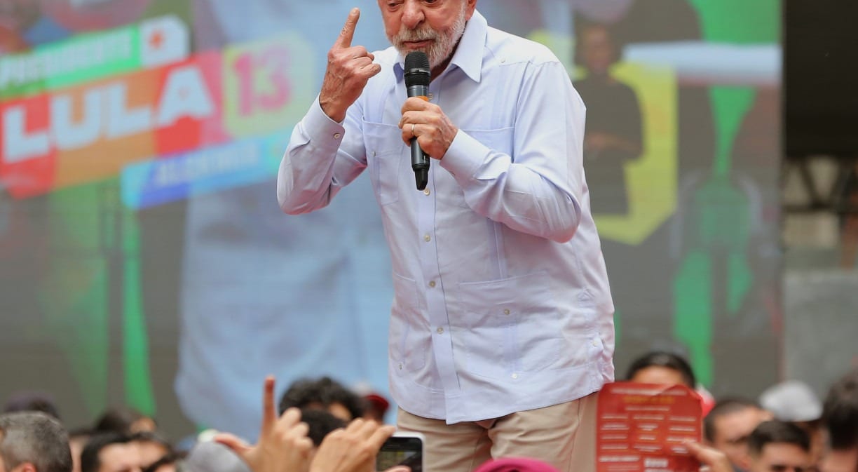 Presidente critica decisão de Nunes Marques de derrubar canal ‘Exército do Lula’ no WhatsApp