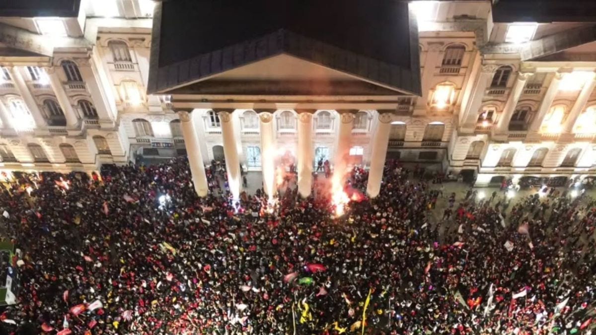 UFPR defende democracia em nota antes do segundo turno