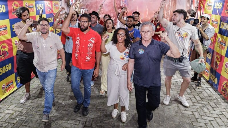 Jones Manoel reúne apoios da esquerda para pré-candidatura à Câmara por Pernambuco