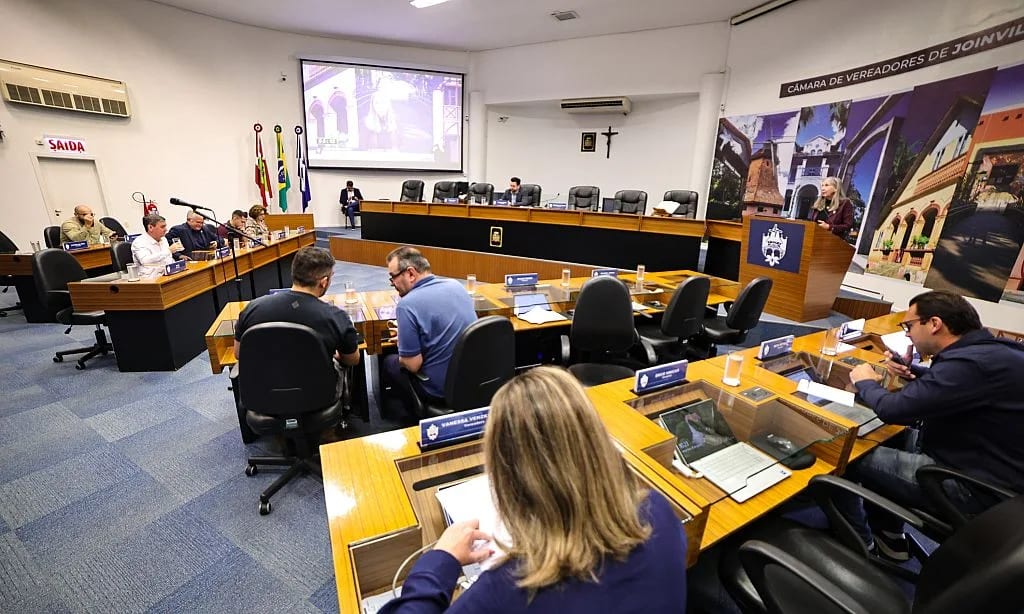 Plenário mantém vetos de Rejane Gambin a quatro projetos em Joinville