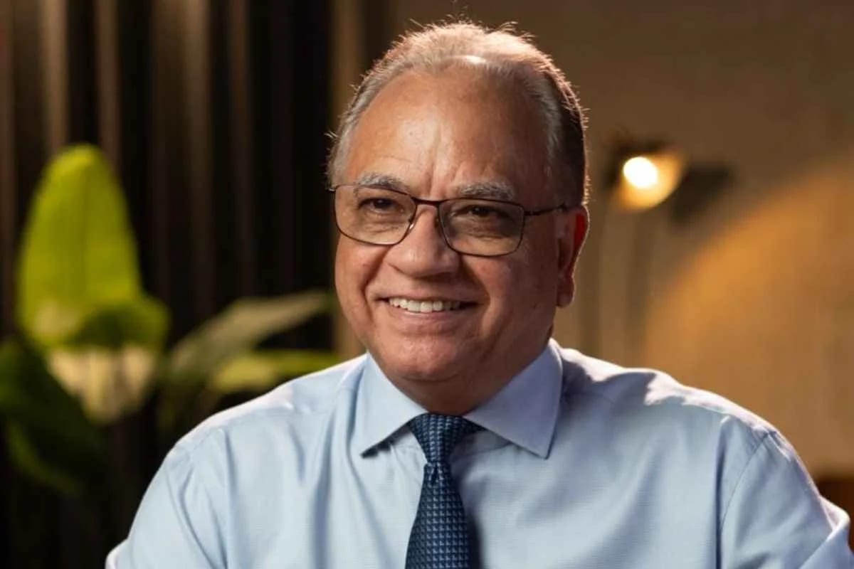 Ronaldo Fonseca desiste do Senado e declara apoio a Bia Kicis no DF