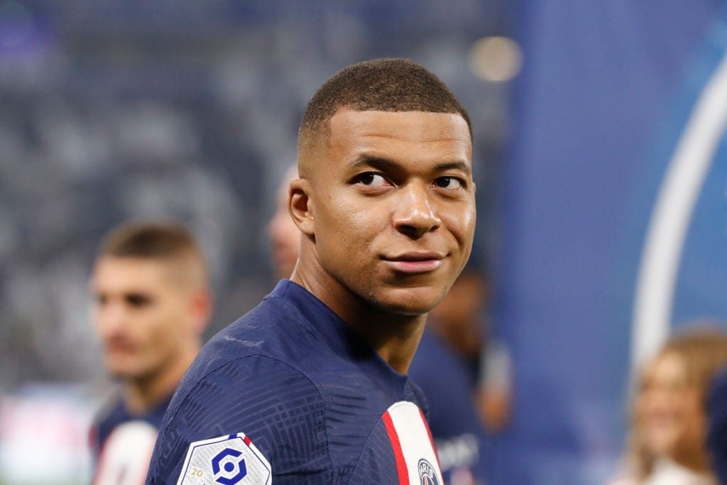 Caso Mbappé: China alerta marcas e celebridades internacionais para o risco de ofender a cultura local