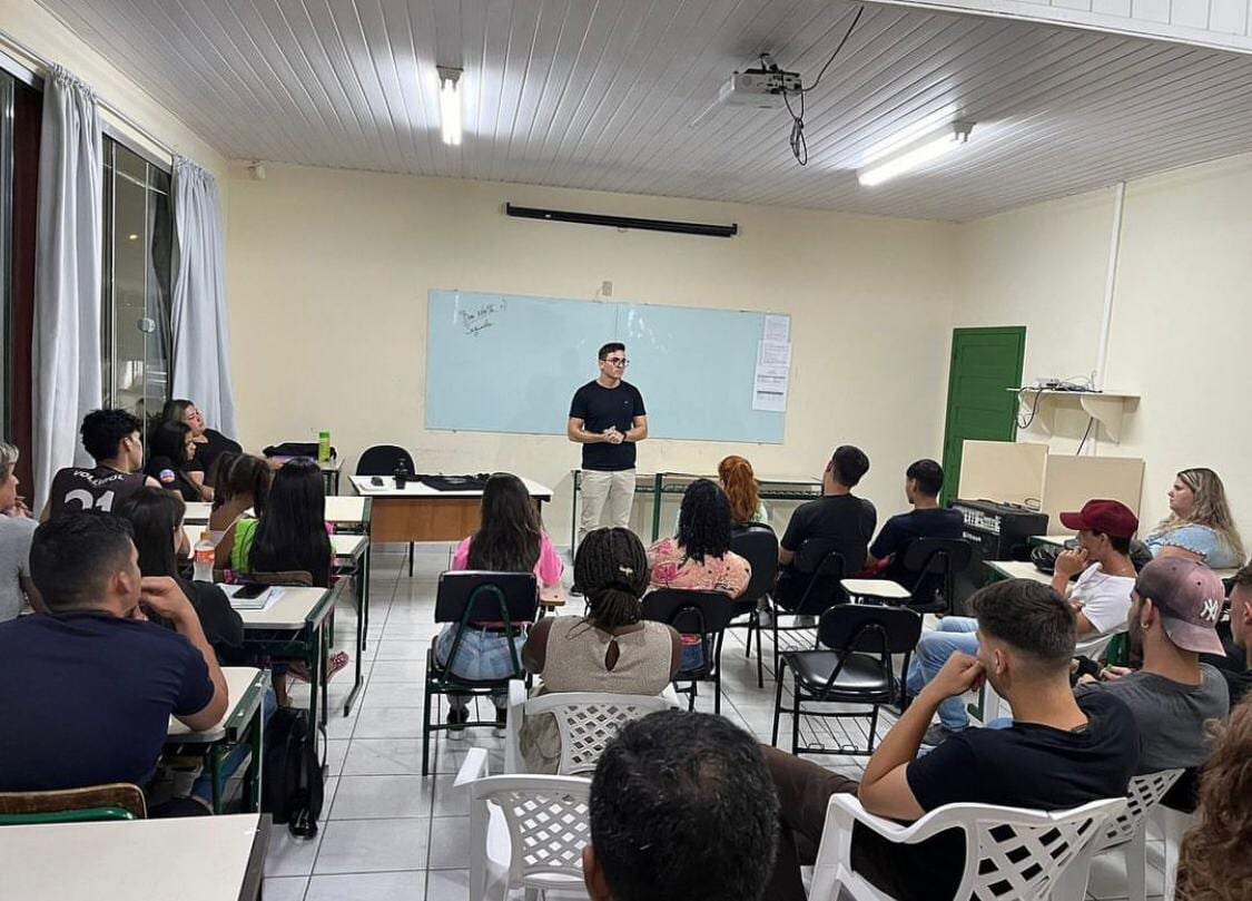 SC abre matrículas para Educação de Jovens e Adultos