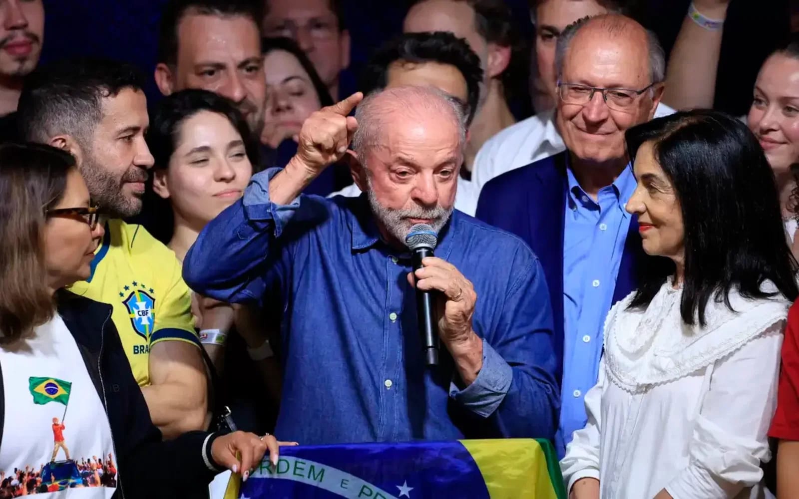 Lula defende regulação de big techs e estímulos para economia digital