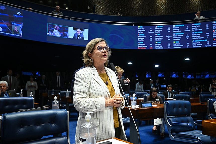 CAE vota emendas ao projeto que eleva piso dos médicos para R$ 13.662