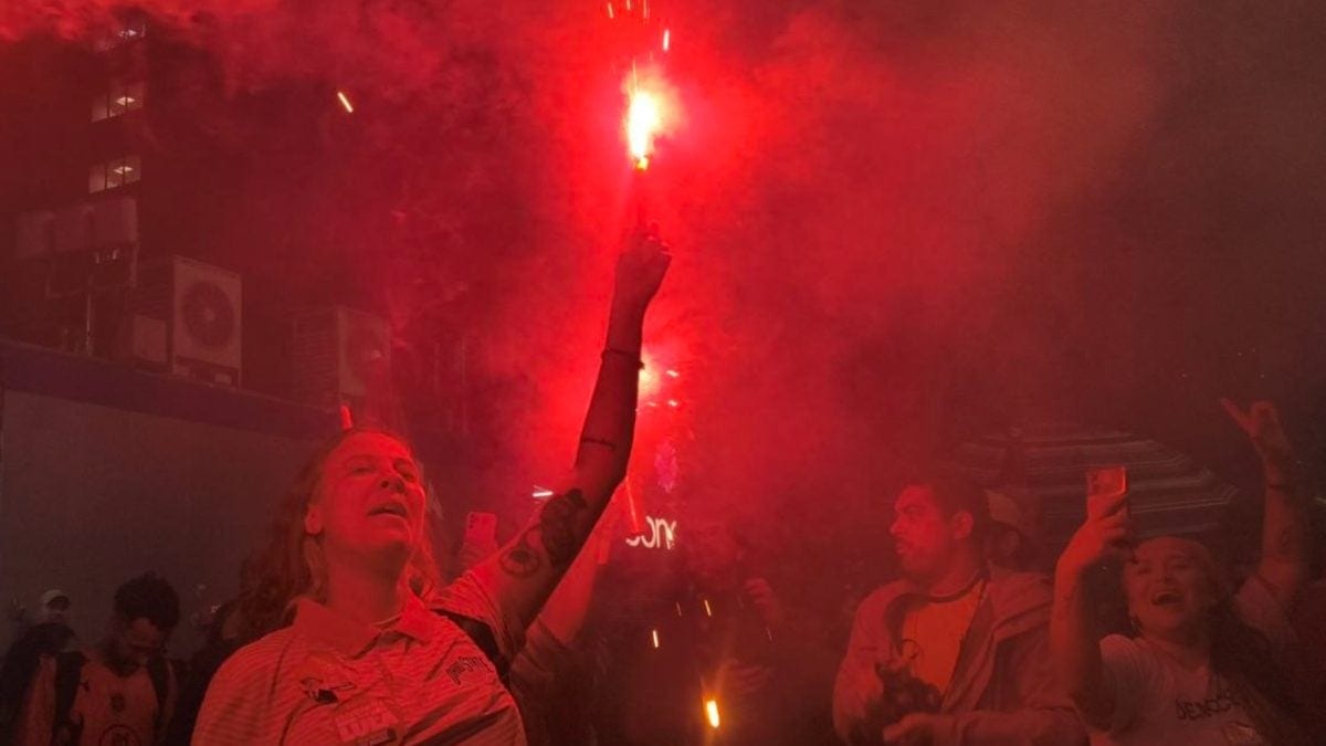 Veja fotos da festa petista na av. Paulista