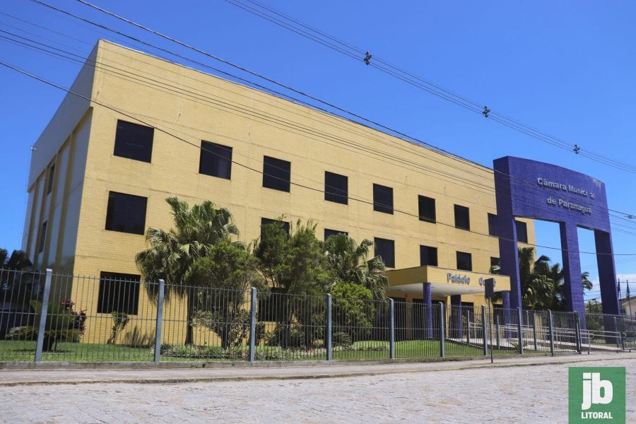 Concurso da Câmara de Paranaguá terá 37 vagas; 20 são imediatas