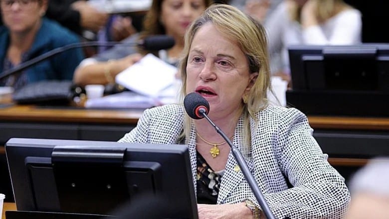 Aos 77 anos, Magda Mofatto é reeleita com 131,9 mil votos e chega ao quinto mandato