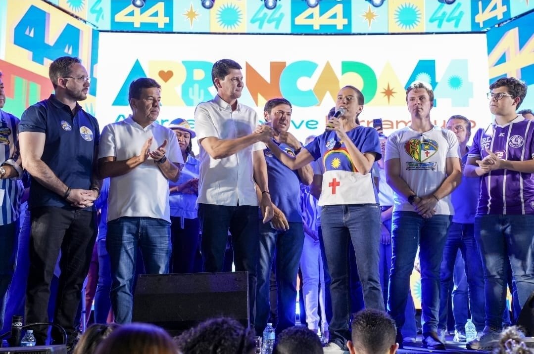 Mendonça abre campanha ao Senado em Petrolina com Raquel Lyra e os Coelho