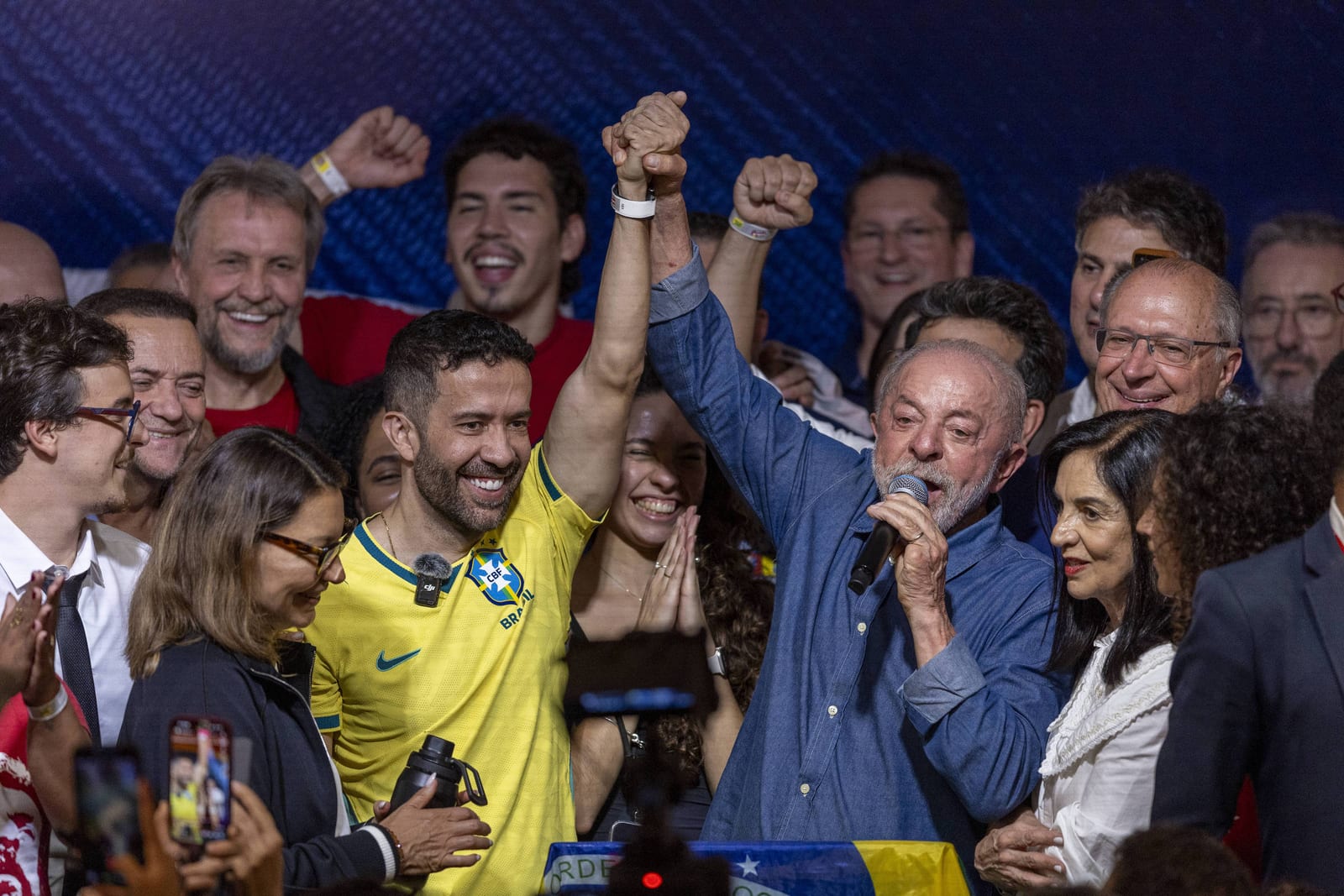 Desafio de Lula é corresponder à vitória do esforço coletivo