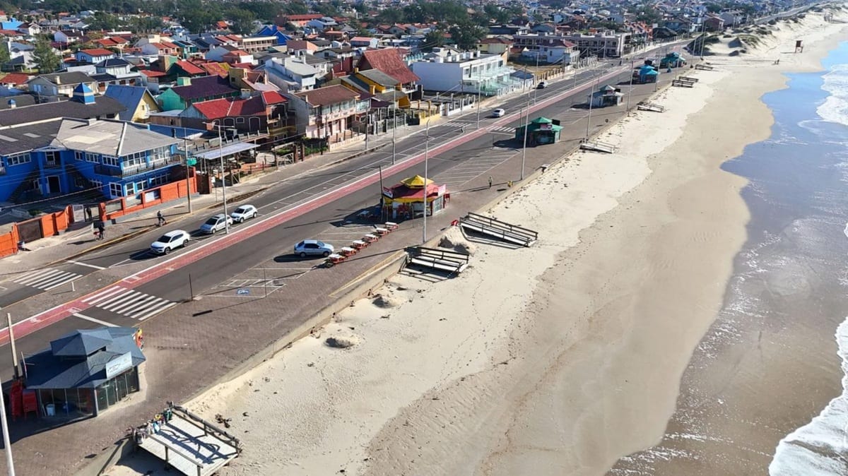 Acordo garante funcionamento de quiosques e restaurantes da orla de Imbé durante o verão