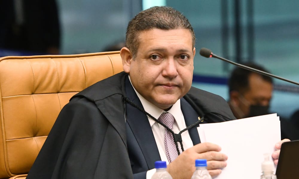 Caso Nossa Senhora levado ao plenário do TSE é visto como gesto de Nunes Marques a Mendonça