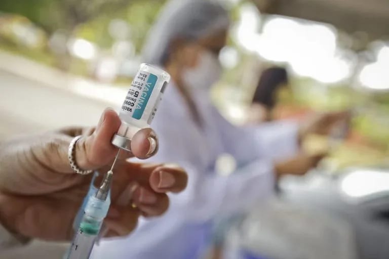Projeto na Câmara prevê anistia a pais que não vacinaram crianças