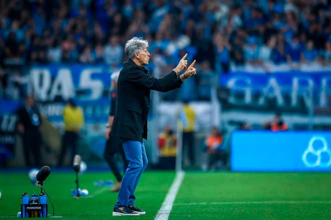 Entre o folclore e os resultados: Renato “inicia” a quinta passagem pelo Grêmio