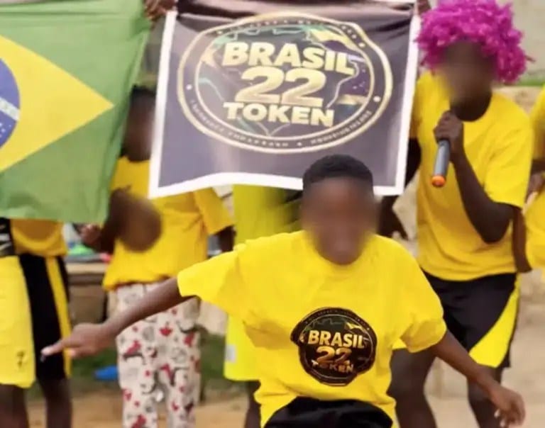 O crime está organizado na internet para eleger Flávio Bolsonaro
