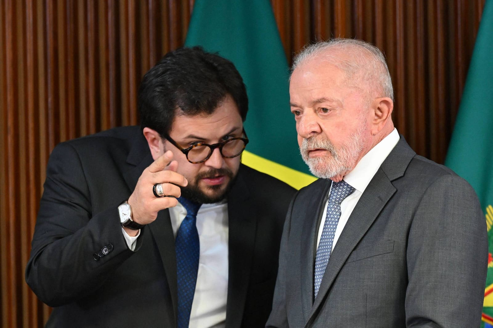 Lobista pagou R$217 mil a ex-chefe de gabinete de Lula enquanto negociava com o governo